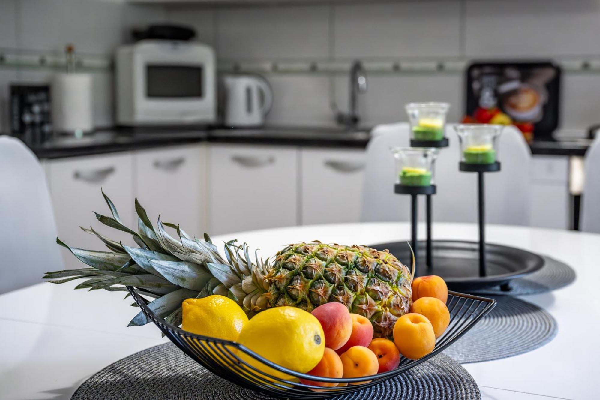 E-M Apartments With Private Pool ヴィンクラン エクステリア 写真